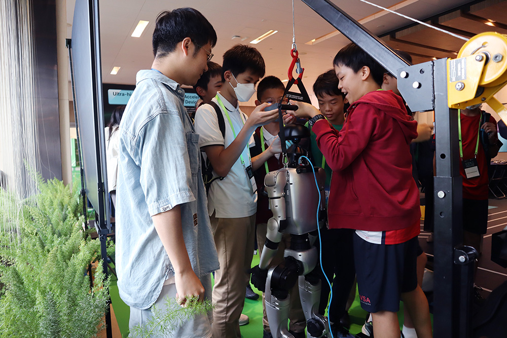 The summit includes a school visit session